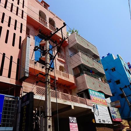 Sri Sai Residency Tirupati Exterior foto